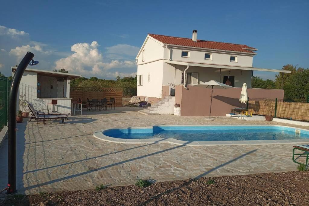 Kuca Za Odmor M&J Villa Benkovac Eksteriør billede