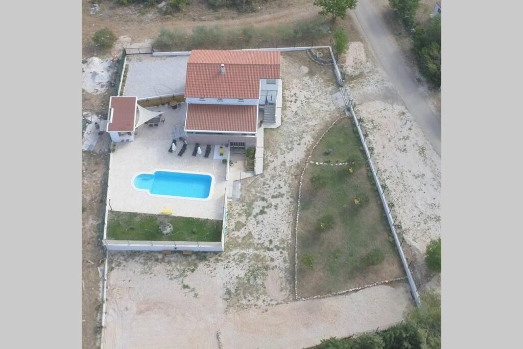 Kuca Za Odmor M&J Villa Benkovac Eksteriør billede