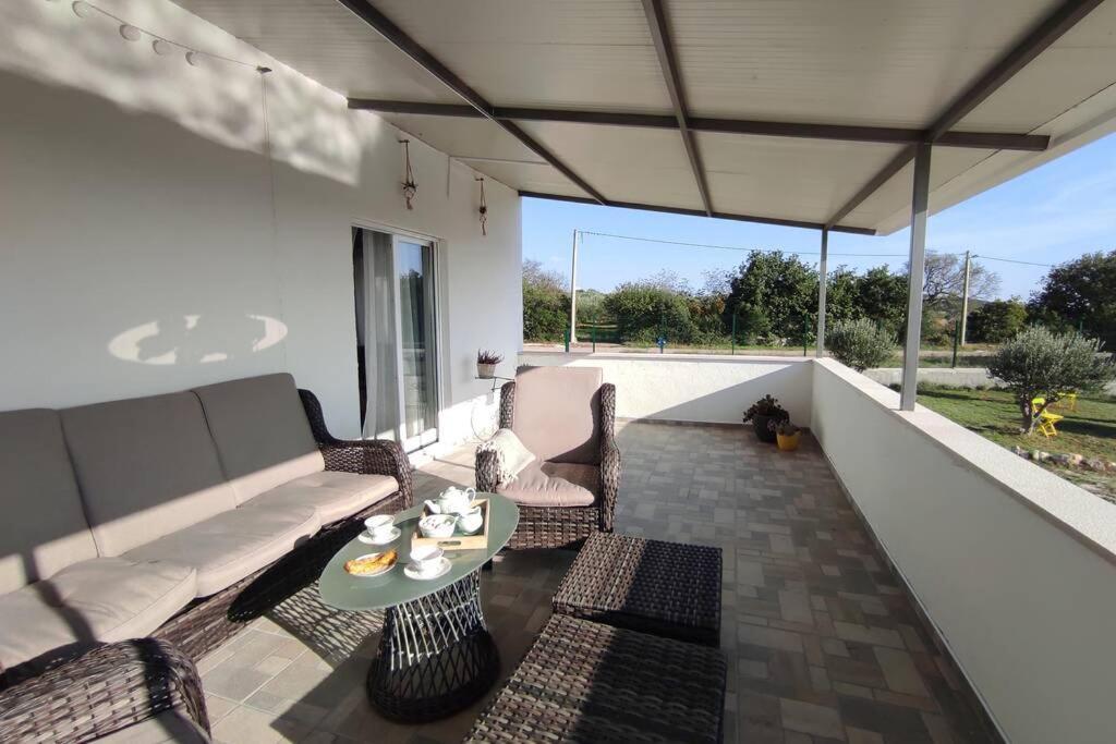 Kuca Za Odmor M&J Villa Benkovac Eksteriør billede